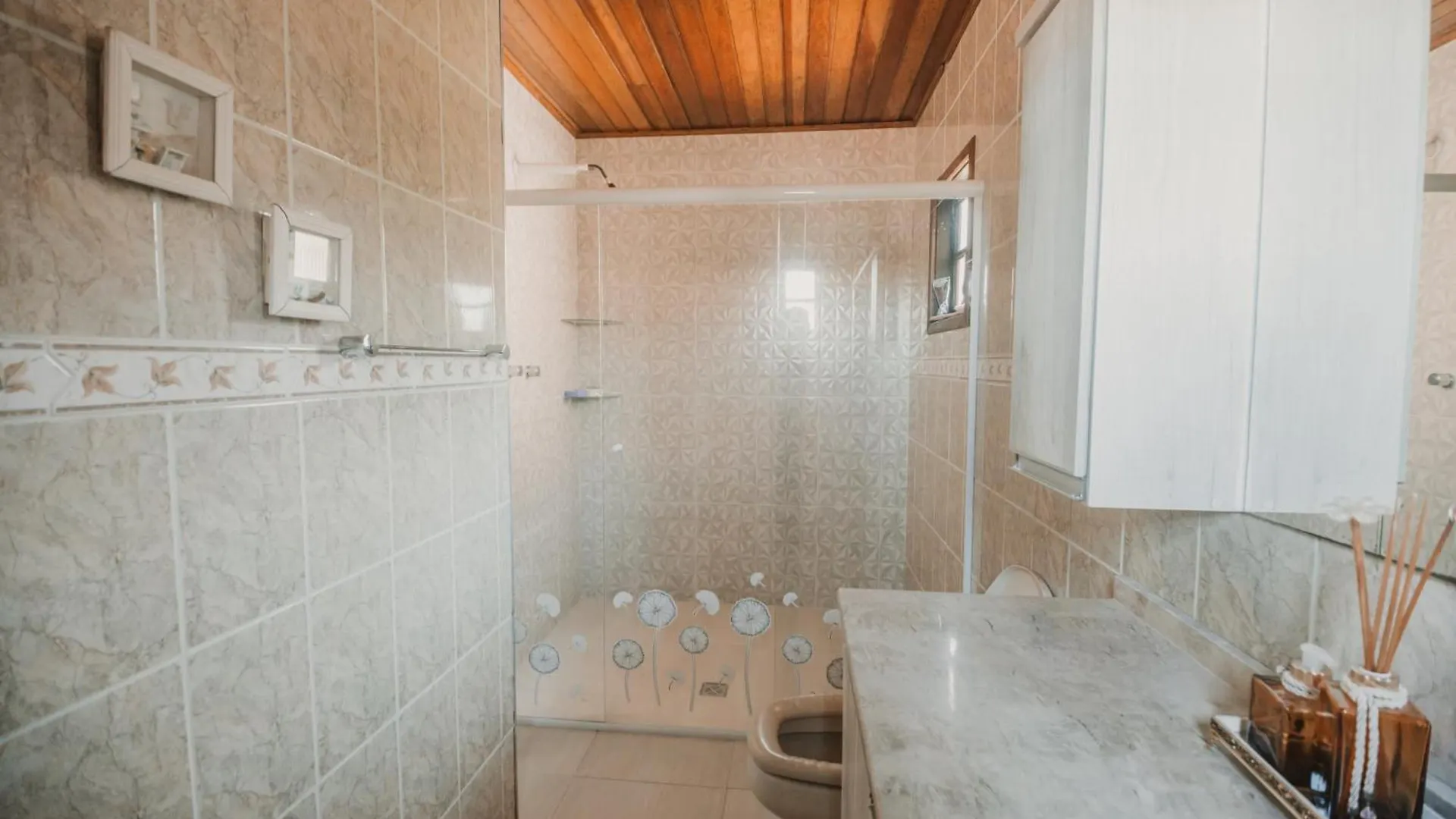 Portal Flores Suites Campos do Jordão Locanda